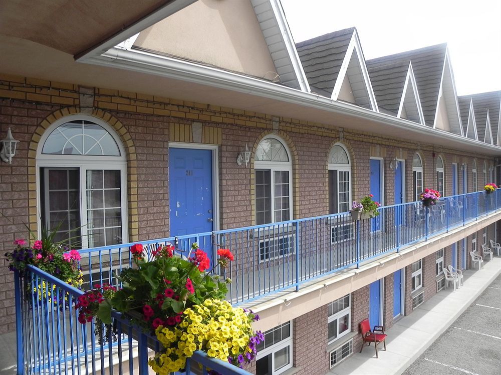 Grewals Inn And Suites Niagara Falls Exterior foto