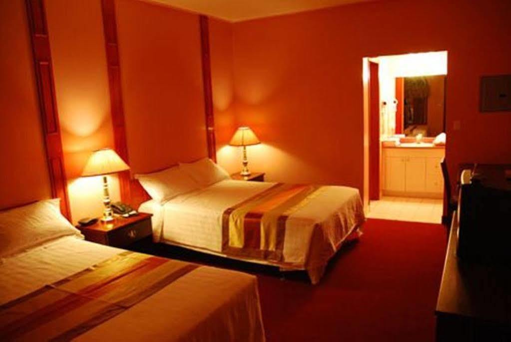 Grewals Inn And Suites Niagara Falls Exterior foto