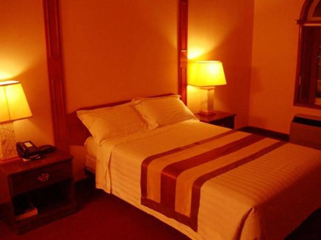 Grewals Inn And Suites Niagara Falls Exterior foto